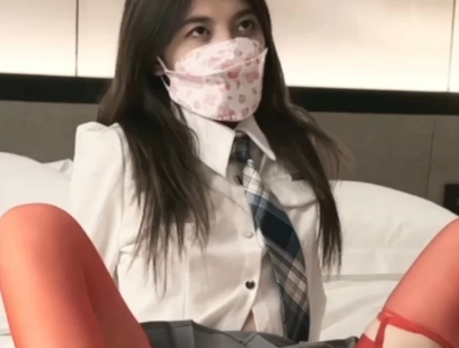 小二先生指导靓女视频，ED4K画质32.8g