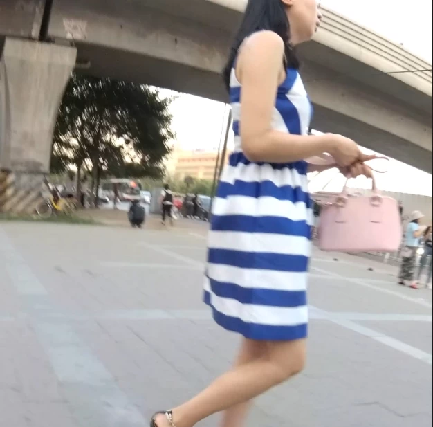 城市机场地铁美女街拍CD系列视频 21.7G