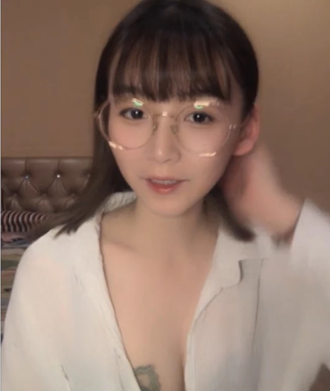 美少女主播椒妹害羞求守护视频合集 75v/33G
