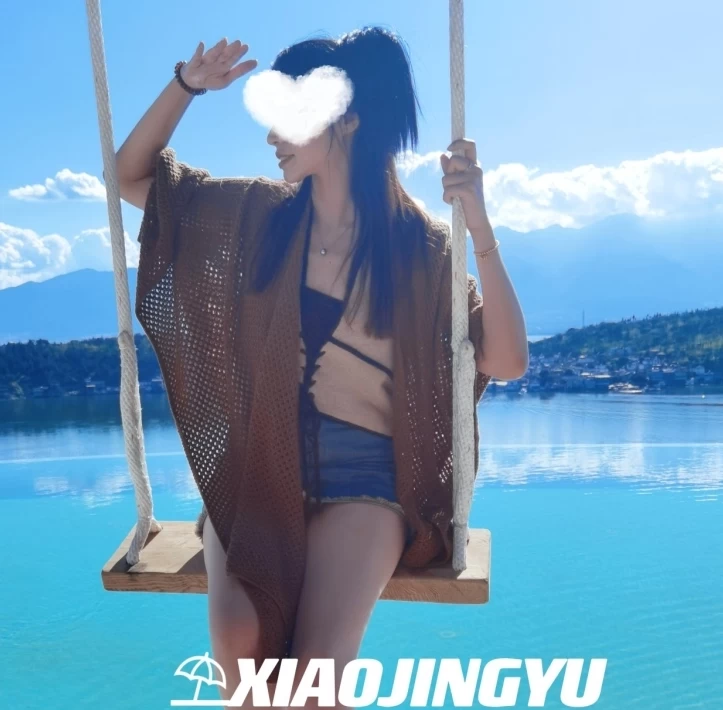 女神曼妃小雨舔脚互动引粉丝视频合集 76V/13.4g