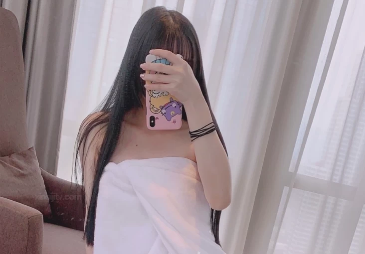 福利姬 香草少女合集 50v/57g