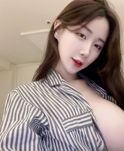 御姐Asunafantrie图集+视频 85P/60M