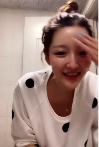 网红房祖名反差女主播视频 12V/1.92G