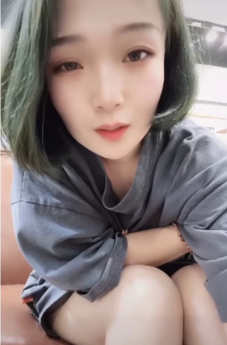 网红房祖名反差女主播视频 12V/1.92G