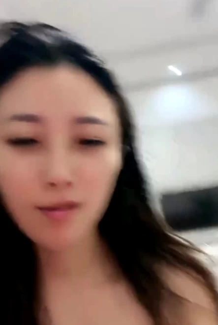 风韵少妇 终于尼视频作品全集 78v/38.9g