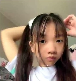 素颜小姑凉莉白最新合集 2V/1.7G