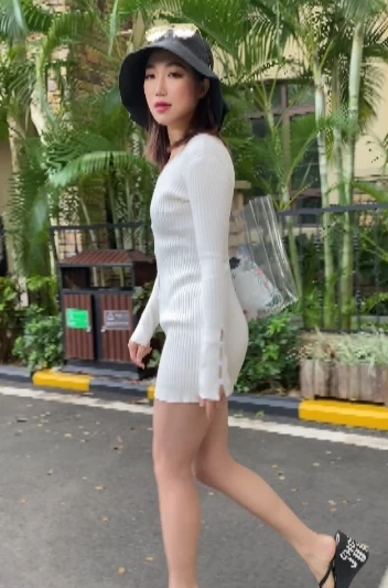 高叉泳装美女最新合集 10V/8.15G