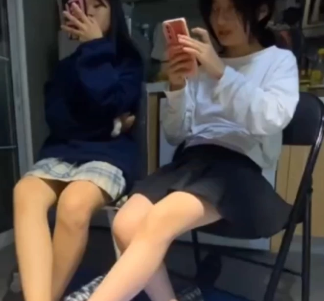 清纯反差学生妹足艺合集 5V/3.12G