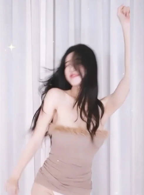 韩BJ熊猫团智仁in0410绝密展示版私拍 75V/19.7G