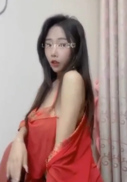 花椒14女主播土豪订制私拍绝密展示 2.08G