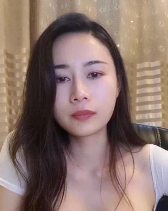 高端私密群121部内部福利视频83.7G