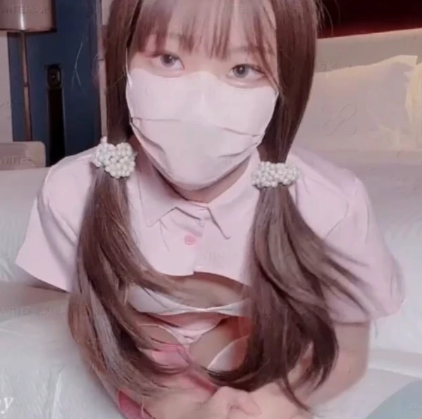 米娜学姐104V服装诱惑合集53.9G